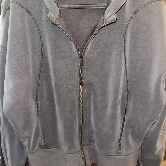 Lululemon Softstreme Pocketed Hoodie - Picture 4 of 5